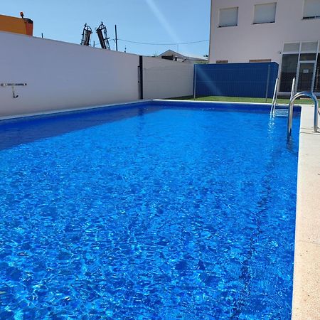 Nina'S Blue Pool & Beach Deltebre Bagian luar foto