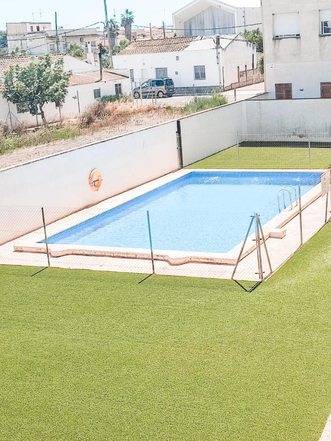 Nina'S Blue Pool & Beach Deltebre Bagian luar foto