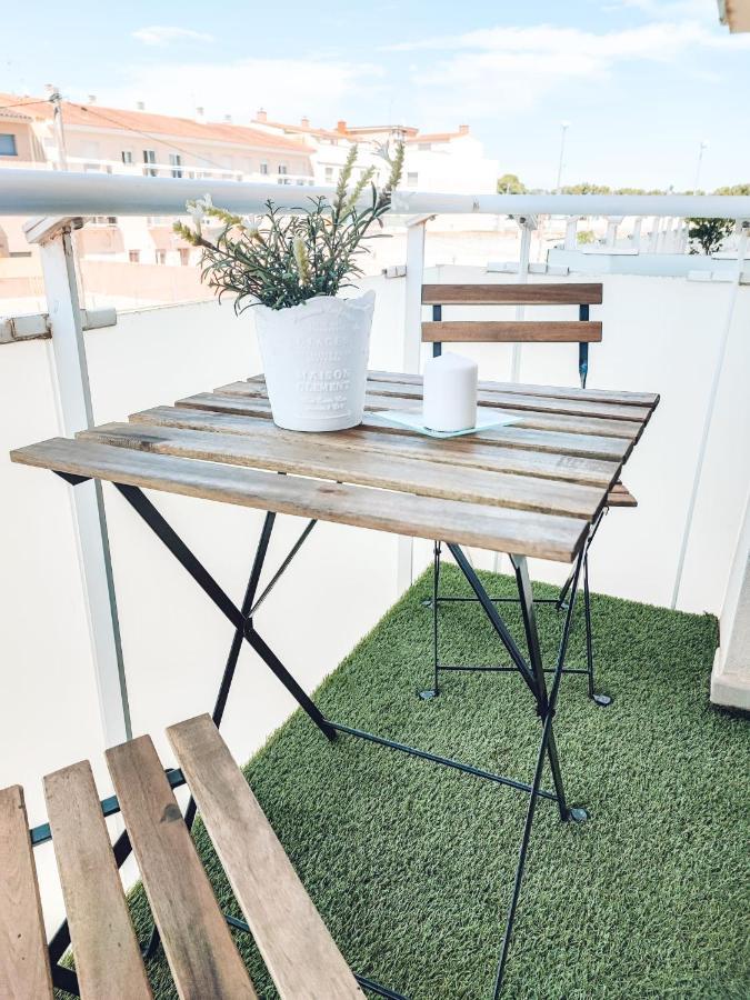 Nina'S Blue Pool & Beach Deltebre Bagian luar foto